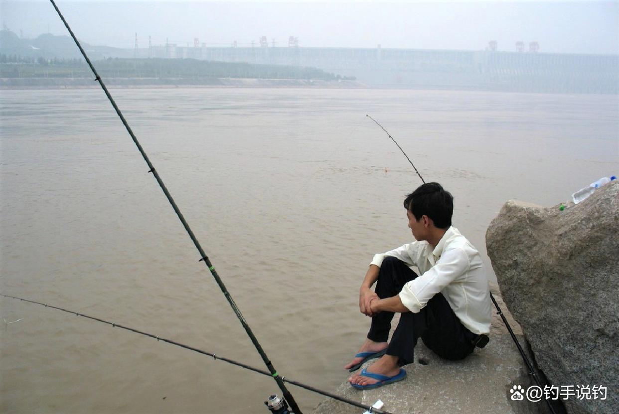 上鱼好的钓点为何停口？野钓在这8个钓位垂钓，等于在鱼窝里钓鱼
