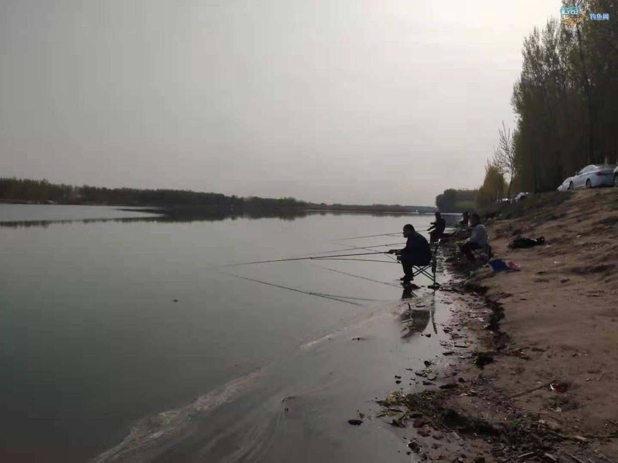 湖库野钓，想要钓得多，还要钓的大，钓位就得这么选
