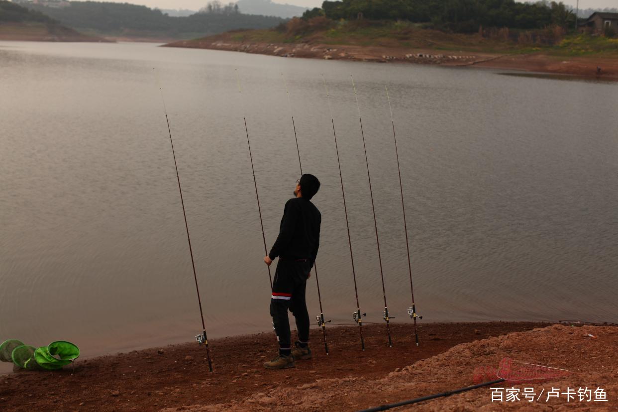 新手去哪里钓鱼？如何寻找野钓钓点？用这三种方法，实用简单